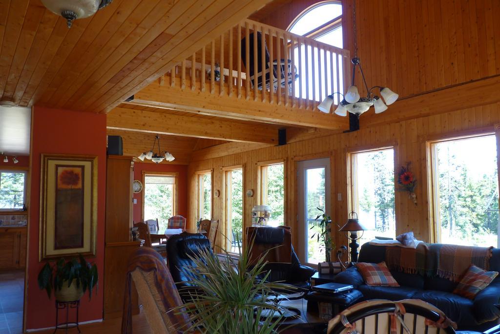 Bed and Breakfast Gite De La Riviere Chibougamau Zewnętrze zdjęcie