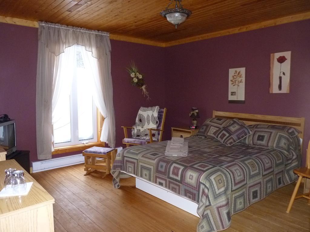 Bed and Breakfast Gite De La Riviere Chibougamau Pokój zdjęcie